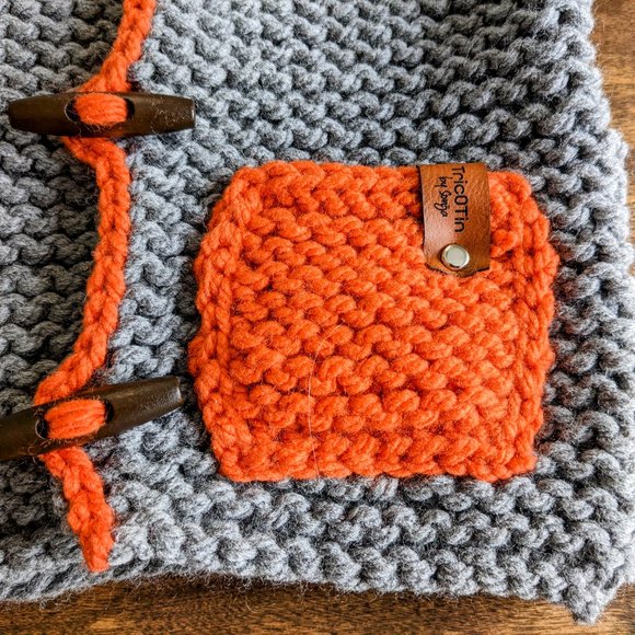 Hand knitted Dark grey coat with cape and pompom - Picture 3 of 9